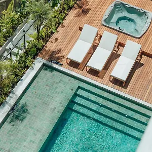 Wake Living Aparthotel